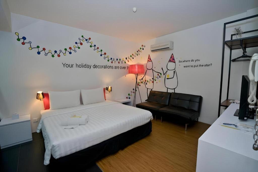 Zoom Inn Boutique Hotel - Danga Bay Johor Bahru Exterior photo