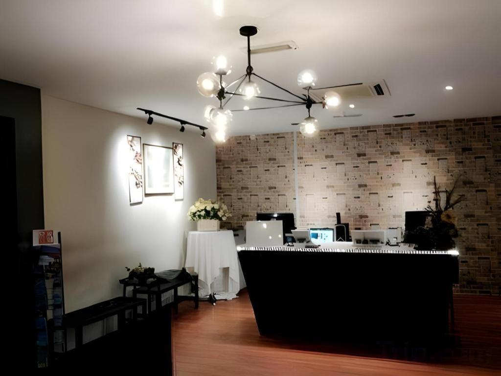 Zoom Inn Boutique Hotel - Danga Bay Johor Bahru Exterior photo