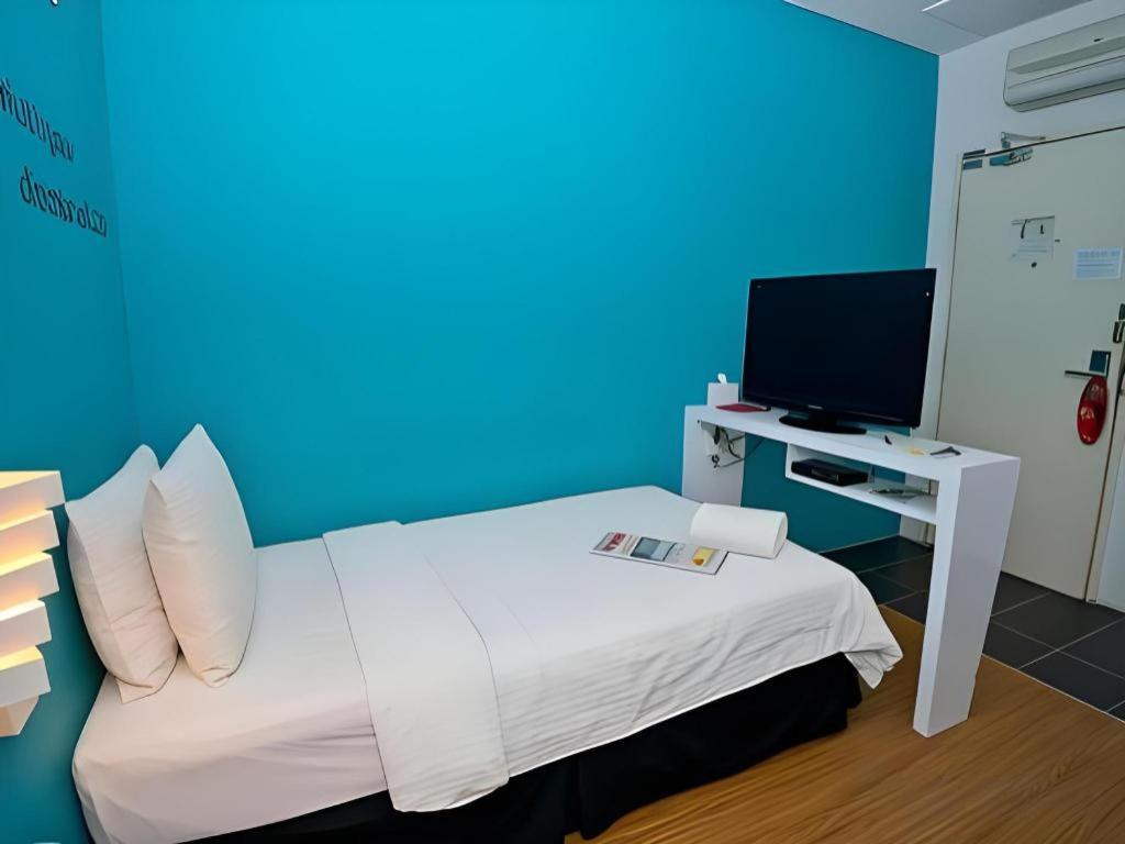 Zoom Inn Boutique Hotel - Danga Bay Johor Bahru Exterior photo