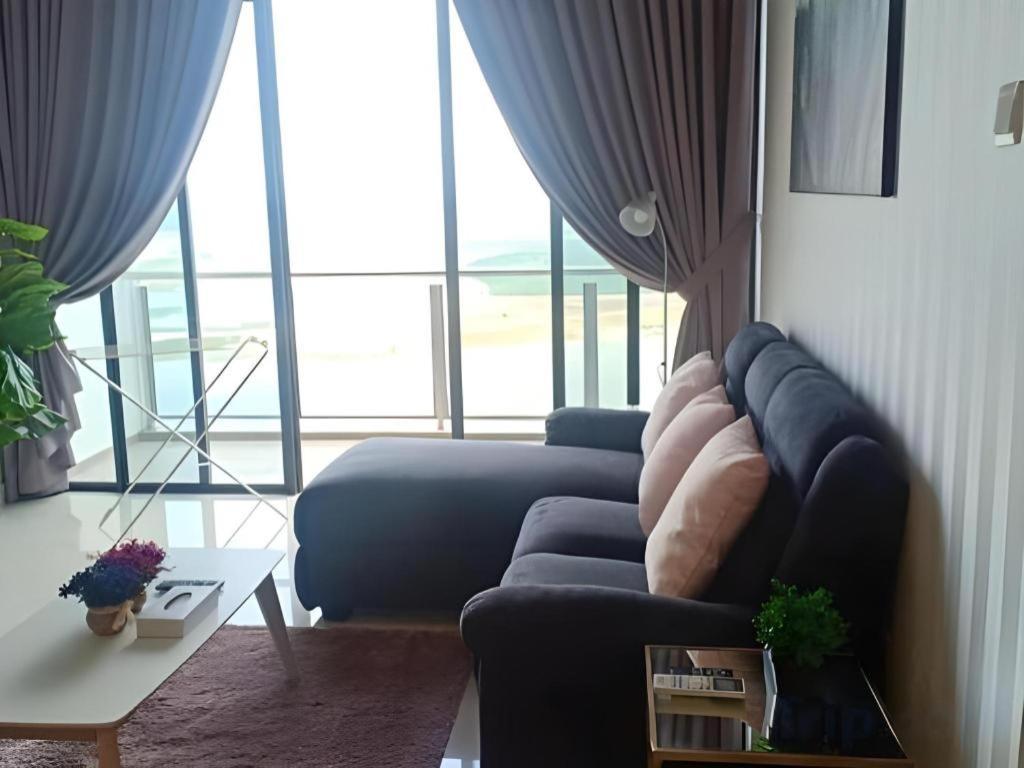 Zoom Inn Boutique Hotel - Danga Bay Johor Bahru Exterior photo