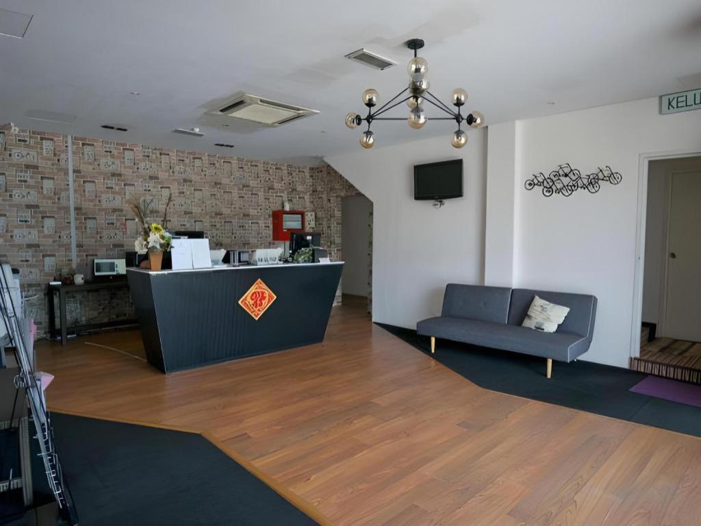Zoom Inn Boutique Hotel - Danga Bay Johor Bahru Exterior photo