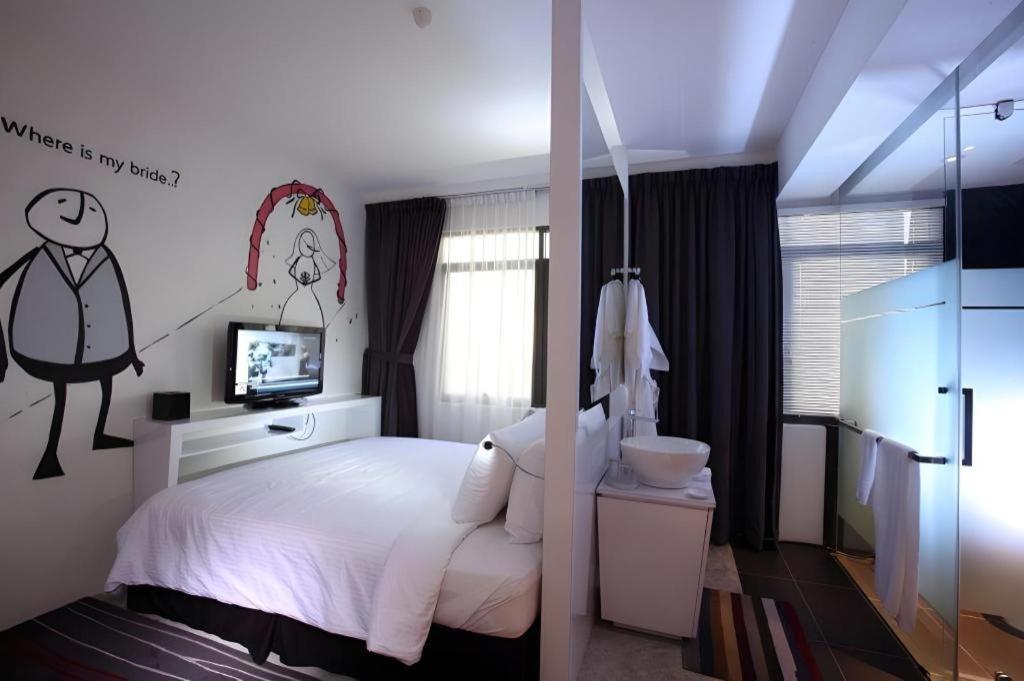 Zoom Inn Boutique Hotel - Danga Bay Johor Bahru Exterior photo