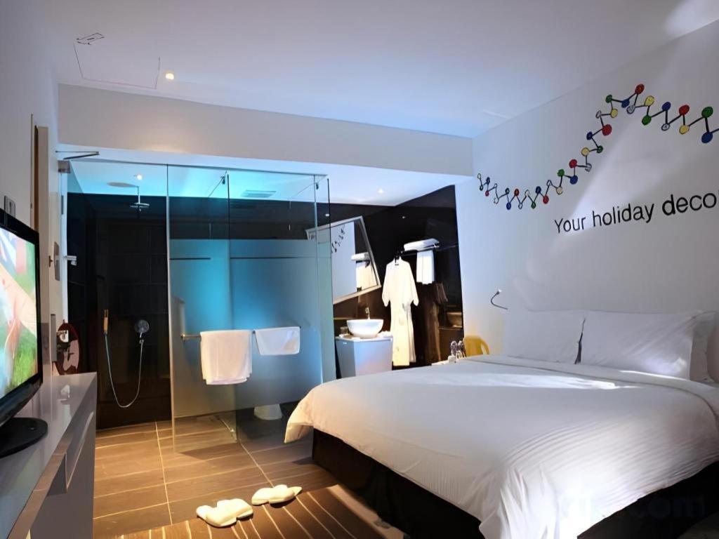 Zoom Inn Boutique Hotel - Danga Bay Johor Bahru Exterior photo