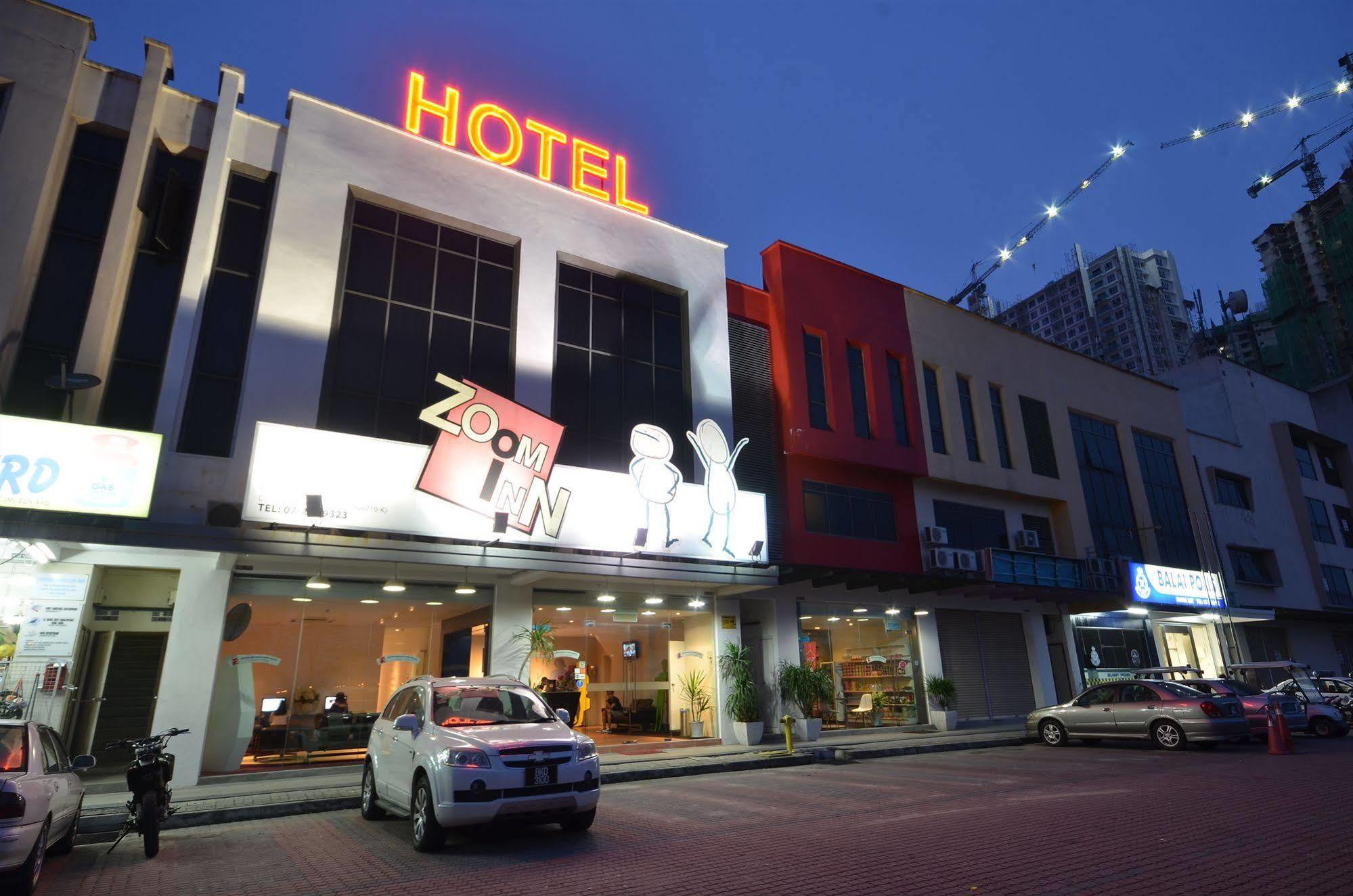 Zoom Inn Boutique Hotel - Danga Bay Johor Bahru Exterior photo